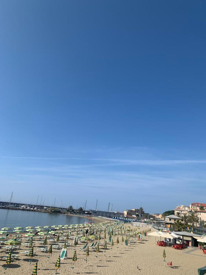 Casa Girasole 1 Appartement San Remo Buitenkant foto